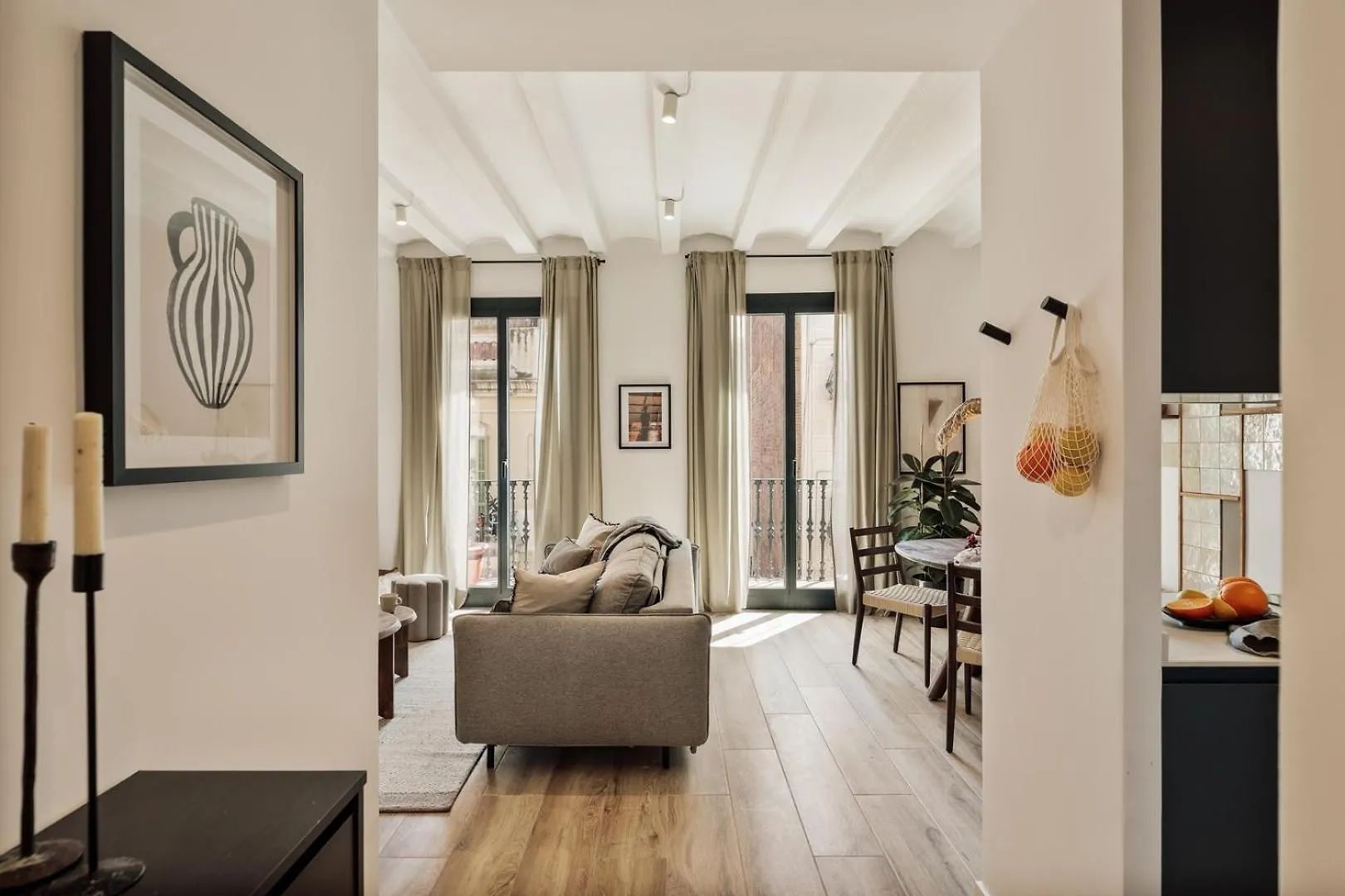 Orosi - 2 Bedrooms And Balcony In Poble Sec 巴塞罗那 公寓