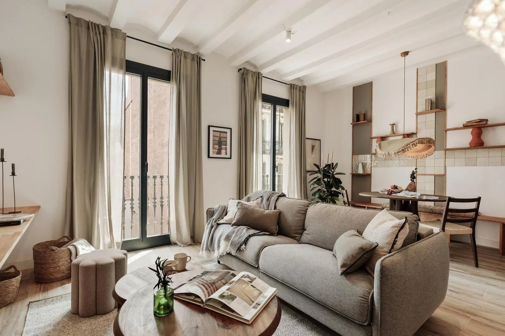 Orosi - 2 Bedrooms And Balcony In Poble Sec 巴塞罗那